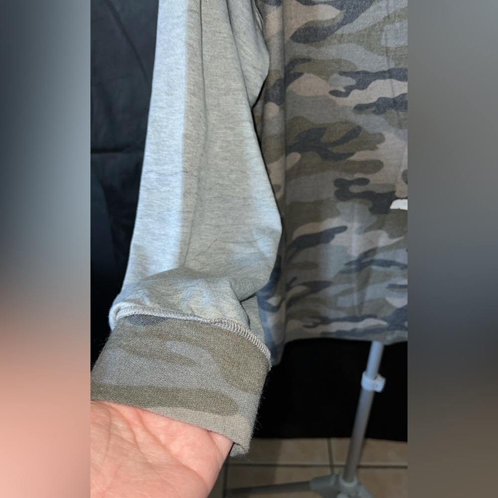 New! Camo Lounge Set - Picture 4 of 11